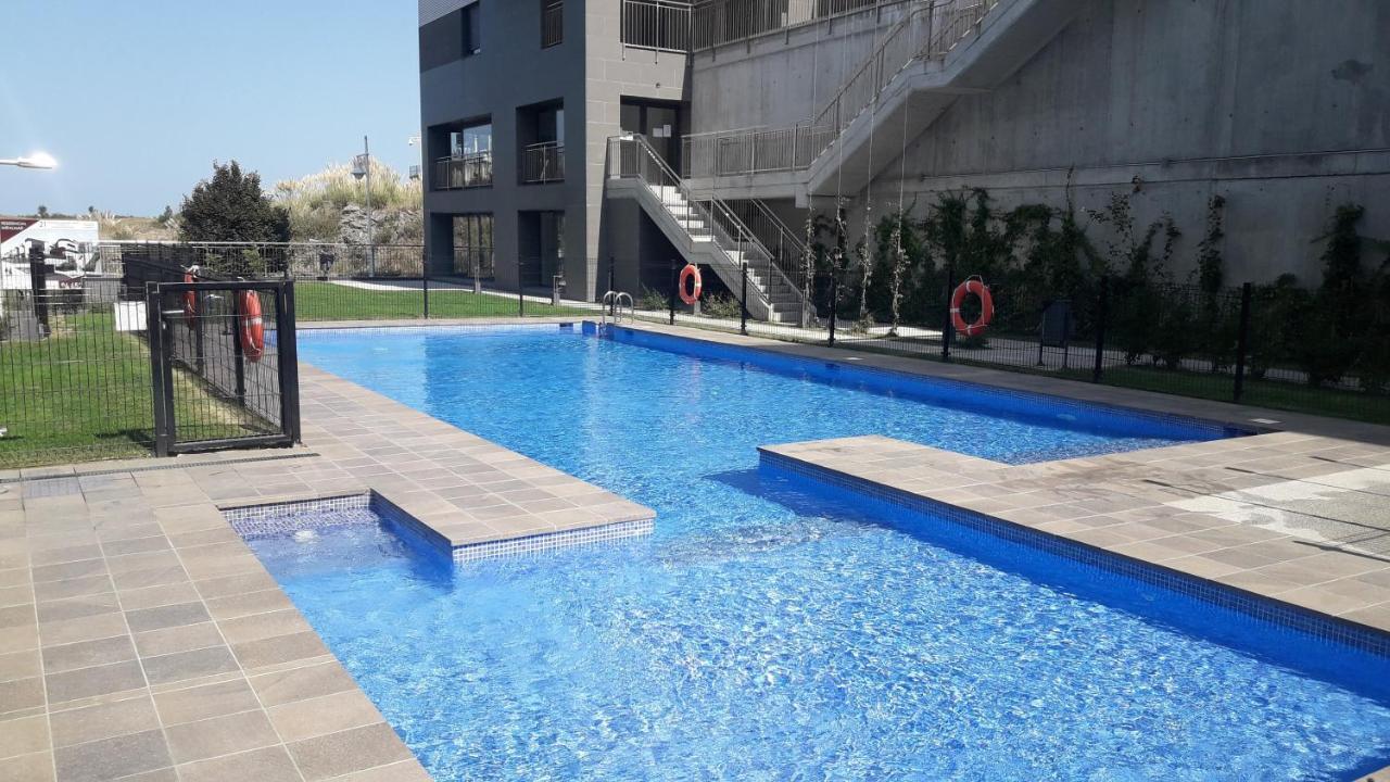 Costa Norte Apartamento Con Terraza Garaje Y Piscina Castro Urdiales Extérieur photo